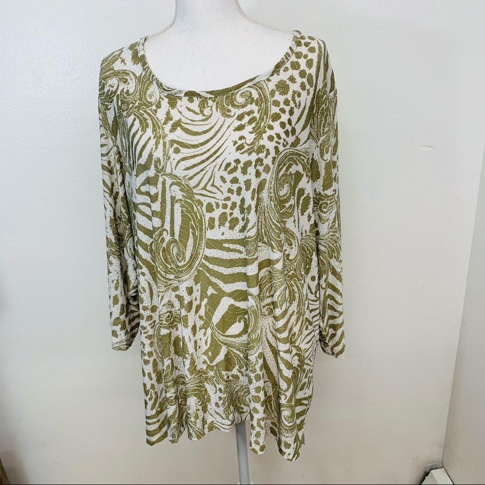 Olive Patterned Scoop Neck Women’s Top